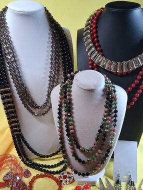 Mixed Lot of Quality Jewelry Feauturing Crystal, Glass, Stone